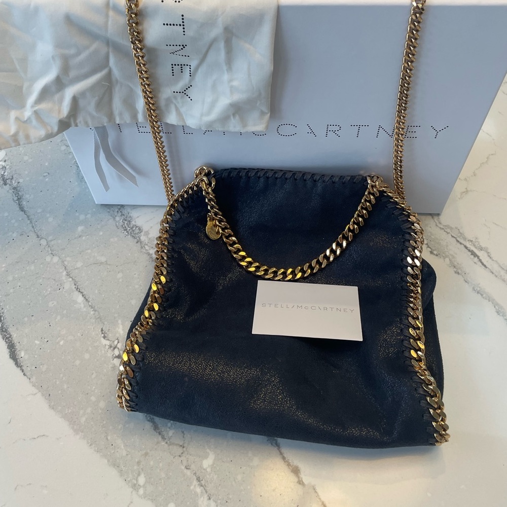 AUTHENTIC: Stella McCartney
3 Chain Falabella Tote